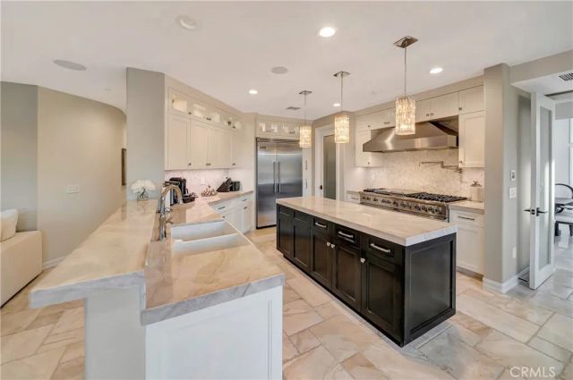 19225 Briarfield Way, Tarzana, CA 91356