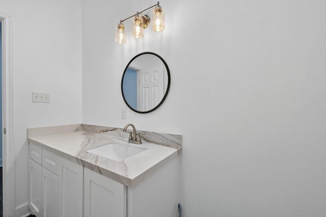 714 Zoe Street, Houston, TX 77020