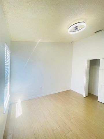 2425 TIMOTHY LANE, Kissimmee, FL 34743