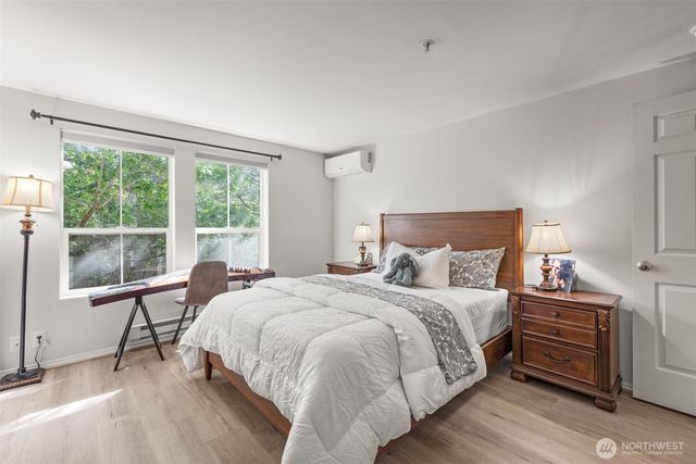 4423 249th Terrace SE, Issaquah, WA 98029