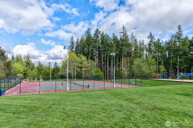 4423 249th Terrace SE, Issaquah, WA 98029