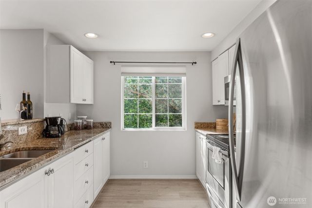 4423 249th Terrace SE, Issaquah, WA 98029