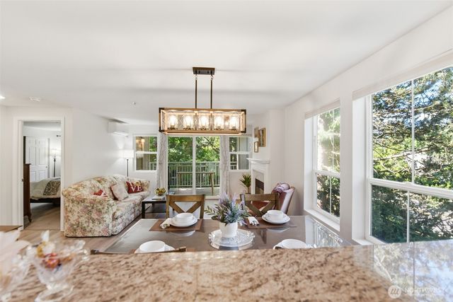 4423 249th Terrace SE, Issaquah, WA 98029