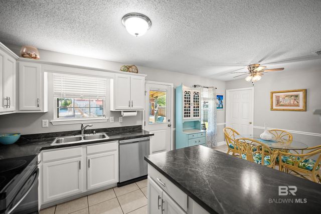 23570 Fall Brook Drive, Robertsdale, AL 36567
