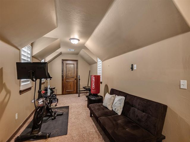 9525 SW 35th Terrace, Oklahoma City, OK 73179