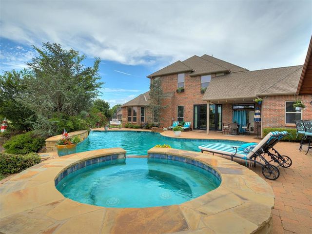 9525 SW 35th Terrace, Oklahoma City, OK 73179