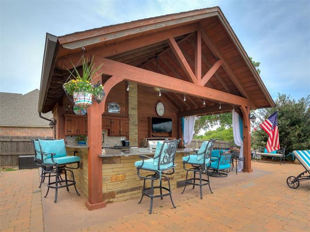9525 SW 35th Terrace, Oklahoma City, OK 73179
