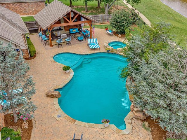 9525 SW 35th Terrace, Oklahoma City, OK 73179
