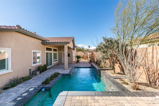 562 Via Alhambra Court, Las Vegas, NV 89123