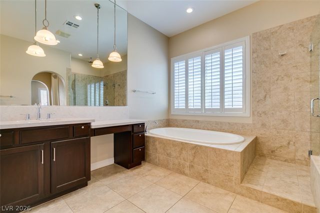 562 Via Alhambra Court, Las Vegas, NV 89123