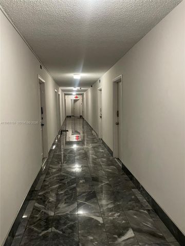 12500 NE 15th Ave 512, North Miami, FL 33161