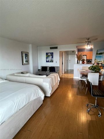 12500 NE 15th Ave 512, North Miami, FL 33161