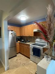 12500 NE 15th Ave 512, North Miami, FL 33161