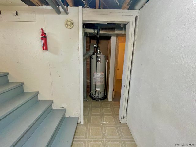 2004 E 22ND ST, Cheyenne, WY 82001