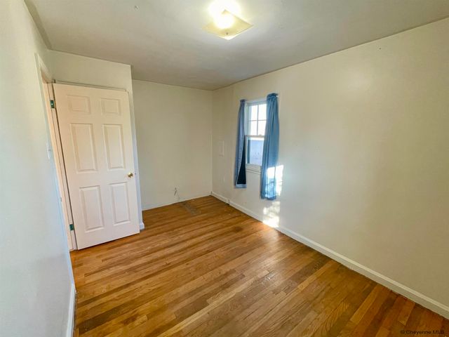 2004 E 22ND ST, Cheyenne, WY 82001