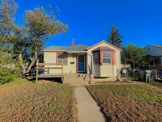 2004 E 22ND ST, Cheyenne, WY 82001