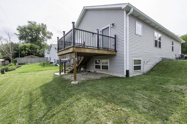 12123 222nd AVENUE, Bristol, WI 53104