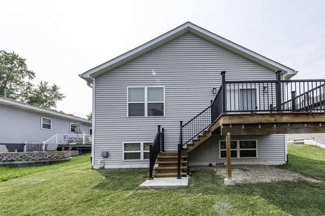 12123 222nd AVENUE, Bristol, WI 53104
