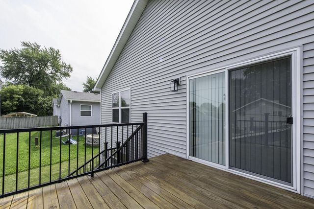 12123 222nd AVENUE, Bristol, WI 53104