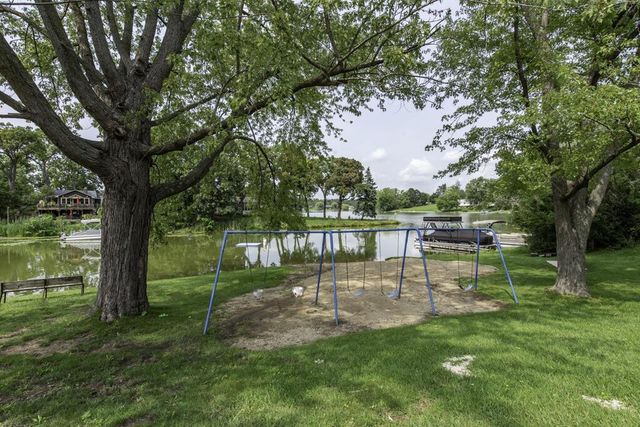 12123 222nd AVENUE, Bristol, WI 53104