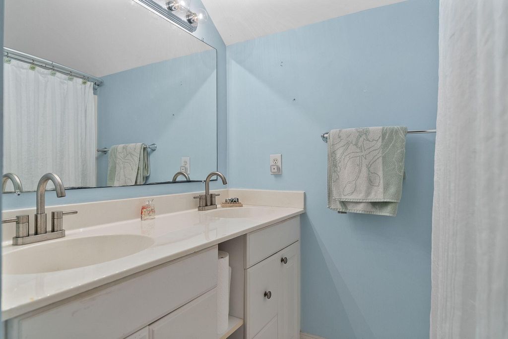 Image 32 of property listing at 3055 Maritime Forest Drive, Johns Island, SC 29455