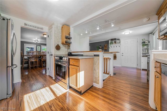 543 N Lake Street, Madison, OH 44057