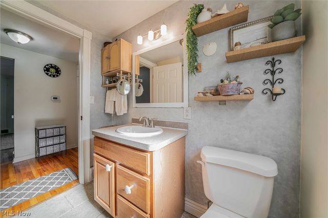 543 N Lake Street, Madison, OH 44057