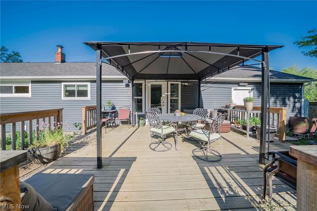 543 N Lake Street, Madison, OH 44057