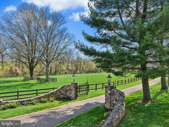 1194 STREET RD, New Hope, PA 18938