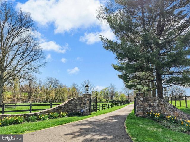 1194 STREET RD, New Hope, PA 18938
