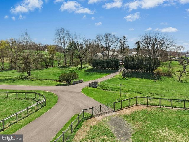1194 STREET RD, New Hope, PA 18938