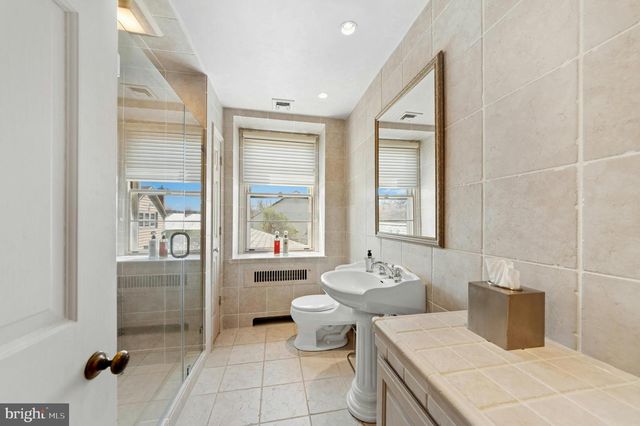 1194 STREET RD, New Hope, PA 18938