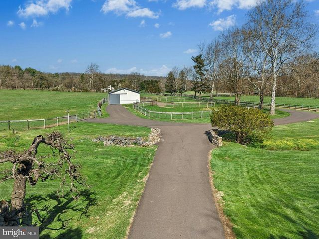 1194 STREET RD, New Hope, PA 18938