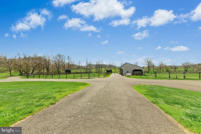 1194 STREET RD, New Hope, PA 18938