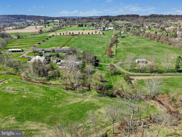 1194 STREET RD, New Hope, PA 18938