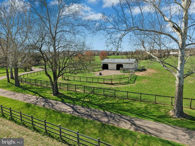 1194 STREET RD, New Hope, PA 18938