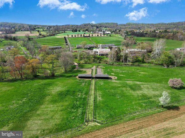 1194 STREET RD, New Hope, PA 18938