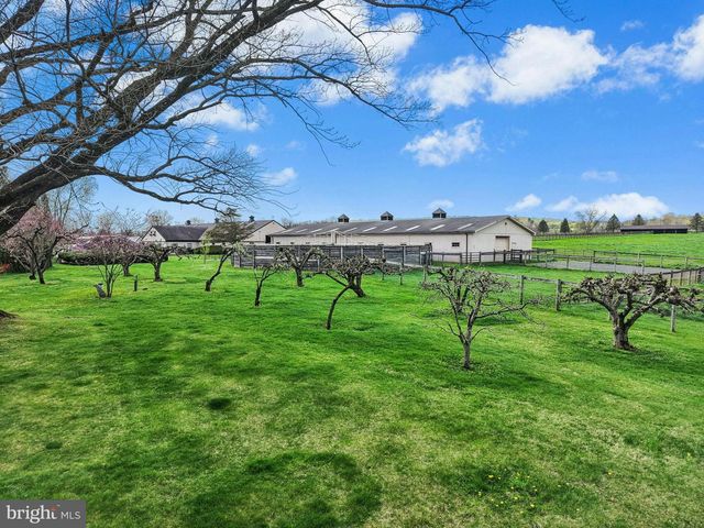 1194 STREET RD, New Hope, PA 18938