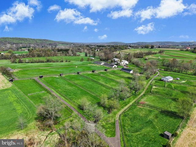 1194 STREET RD, New Hope, PA 18938
