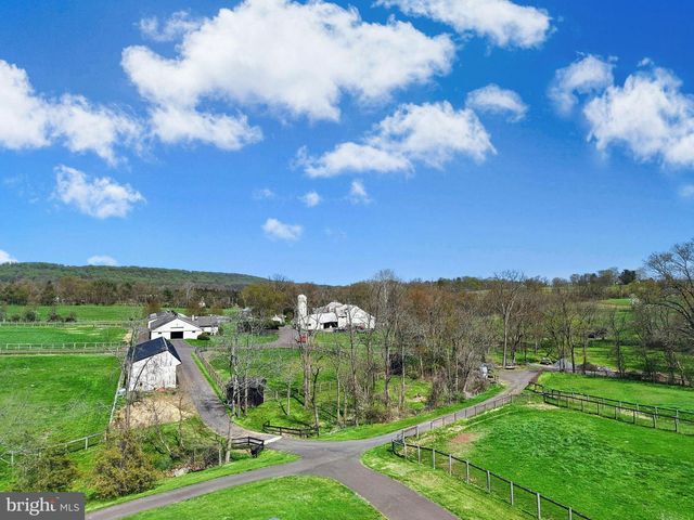 1194 STREET RD, New Hope, PA 18938