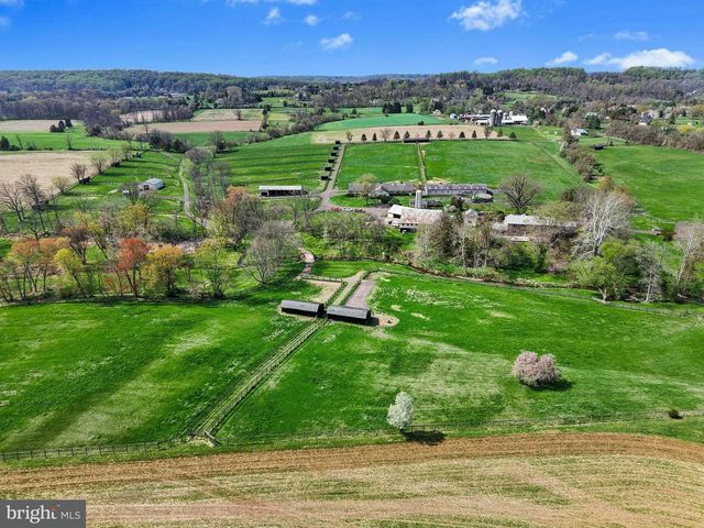 1194 STREET RD, New Hope, PA 18938