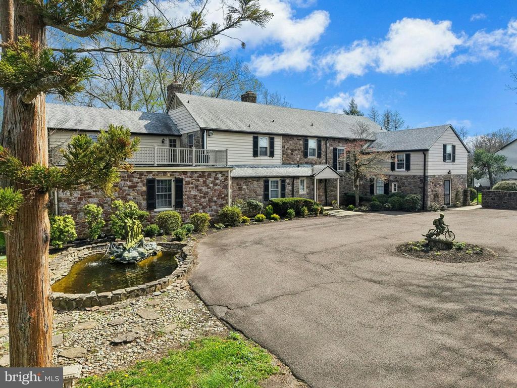 1194 STREET RD, New Hope, PA 18938
