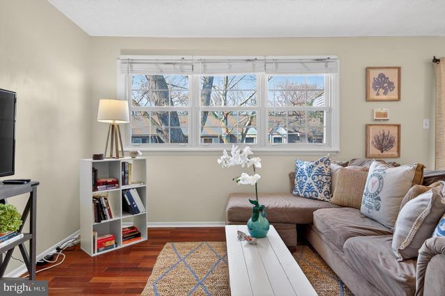 462 WORTHINGTON RD, Millersville, MD 21108