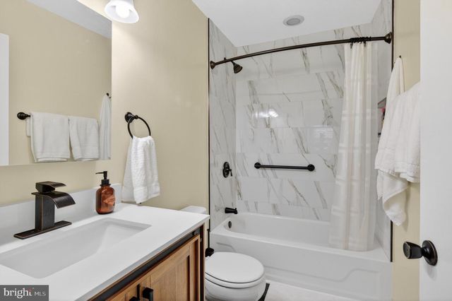 462 WORTHINGTON RD, Millersville, MD 21108