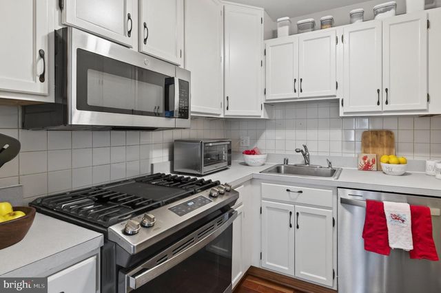 462 WORTHINGTON RD, Millersville, MD 21108