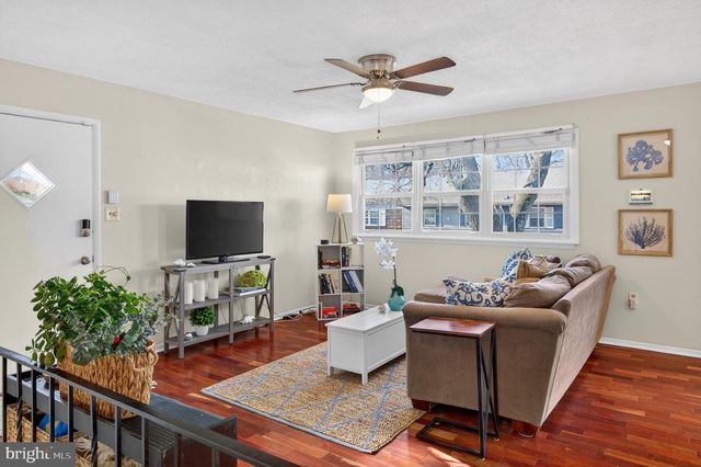 462 WORTHINGTON RD, Millersville, MD 21108