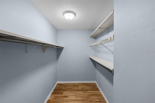 7002 APPLEWOOD COURT, Tampa, FL 33615