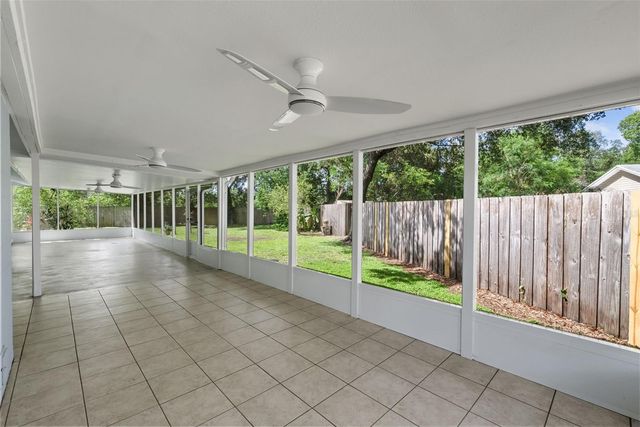 7002 APPLEWOOD COURT, Tampa, FL 33615