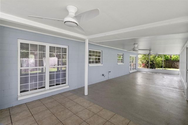 7002 APPLEWOOD COURT, Tampa, FL 33615