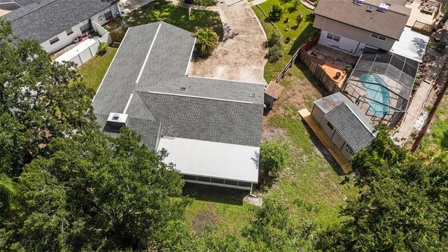 7002 APPLEWOOD COURT, Tampa, FL 33615